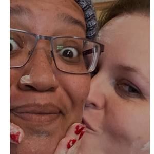 Meet your Posher, Kèrí